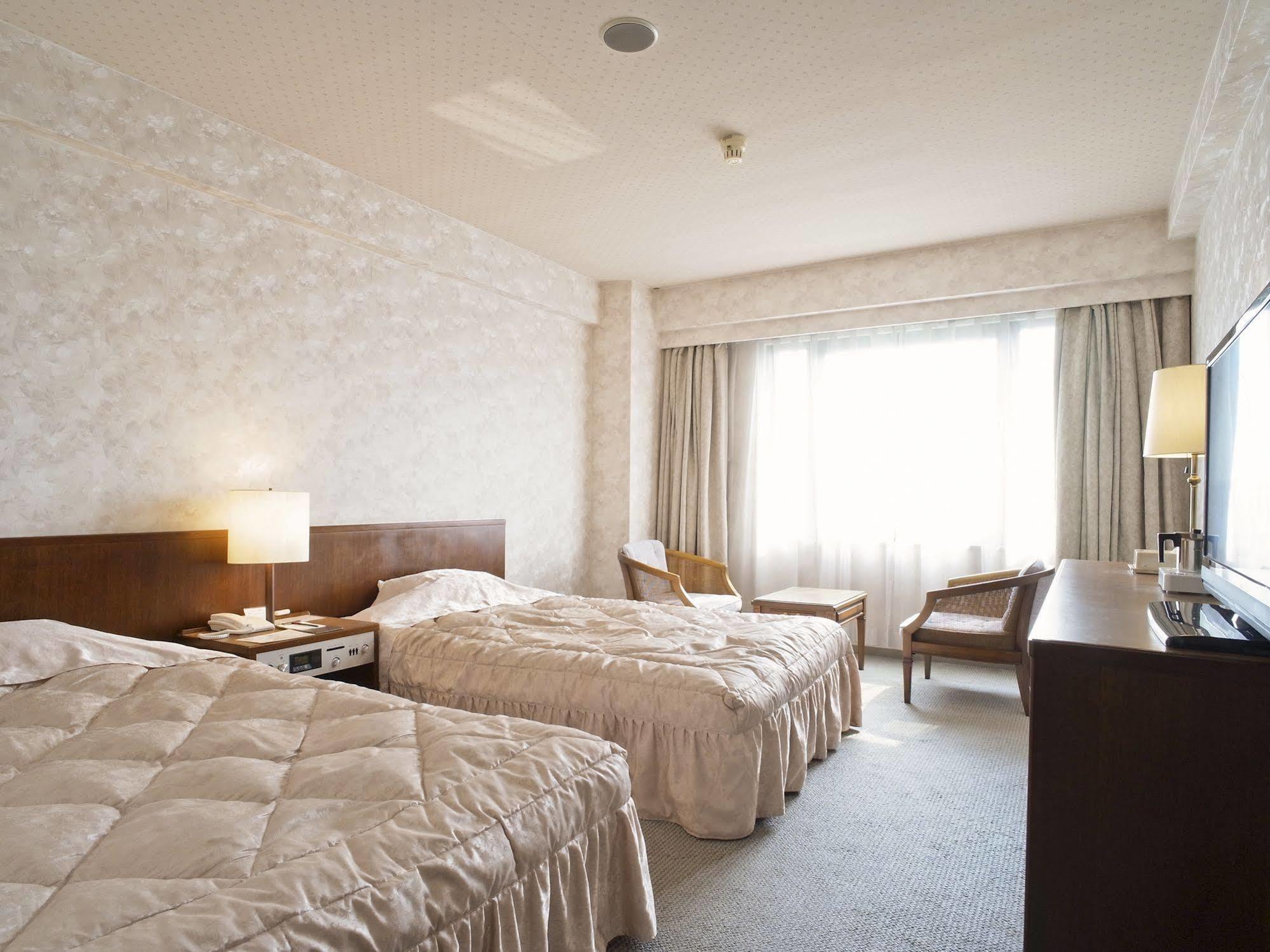 Plaza Hotel Shimonoseki Exterior photo
